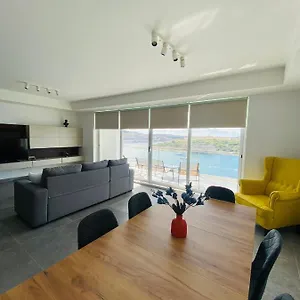 https://seaview-apartment-valletta-views-apt-8-49-tigne-point-mansions.qawrahotelsmalta.org