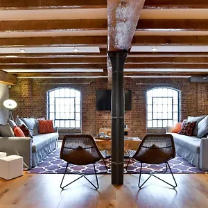 https://warehouse-excel-wild-roses.cambridgehotelsuk.com